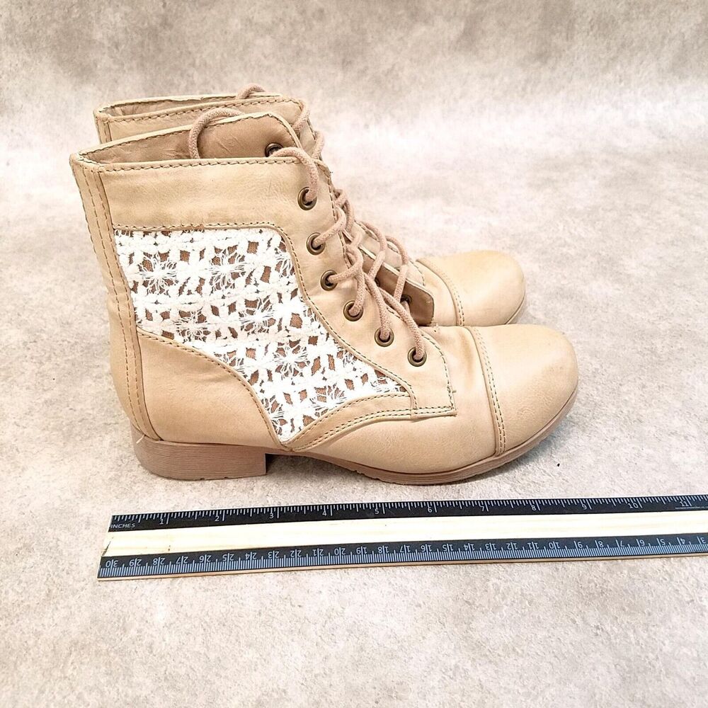 Soda Womens Size 6.5 Tan Lace Up Ankle Boot Comba… - image 6